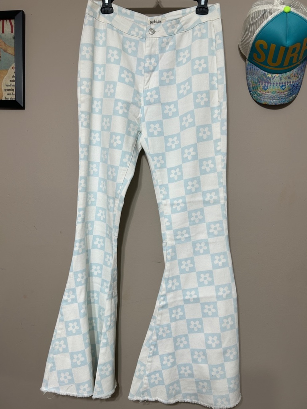 Peach Love California Light Blue & White Floral Gingham Pants